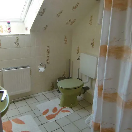 Krohn Traute Daire Pelzerhaken