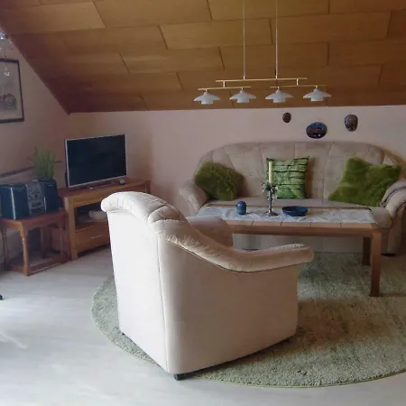 Daire Krohn Traute Pelzerhaken